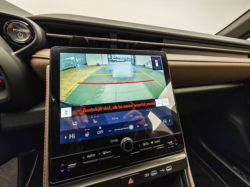 Lexus LBX 1.5 Hybrid Elegant TECH - fotka 39 z 41