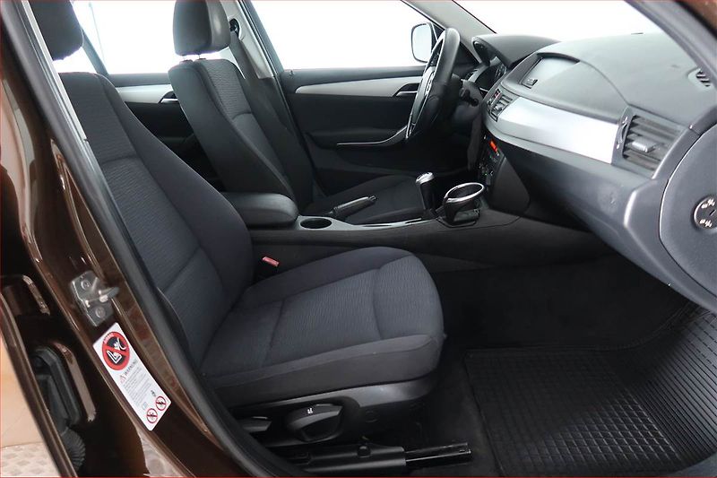 Volkswagen Passat (2015) 2.0 TDI, Navi, Tempomat - fotka 7 z 18