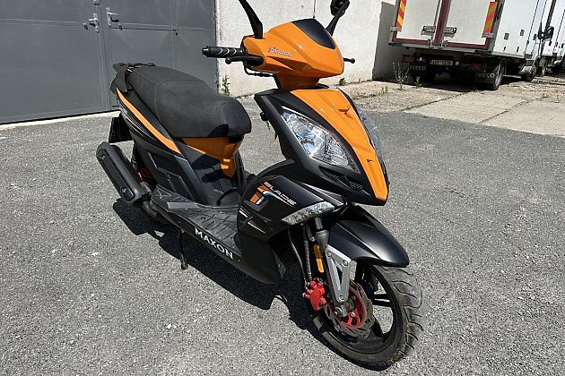 Maxon Blade 125 zepředu., zdroj: Foto: se svolením Air Truck