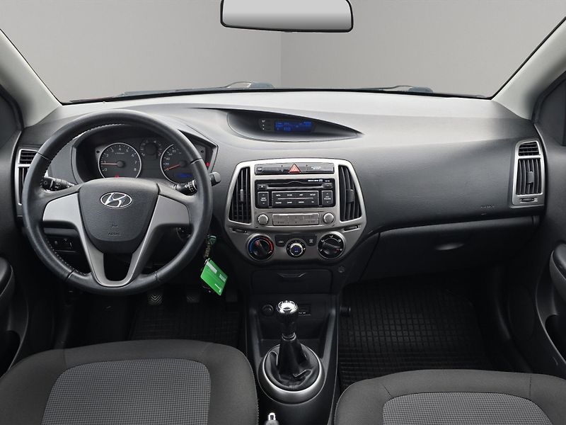 Hyundai i20 (2014) 1.2i 62kW, Klima - fotka 9 z 16