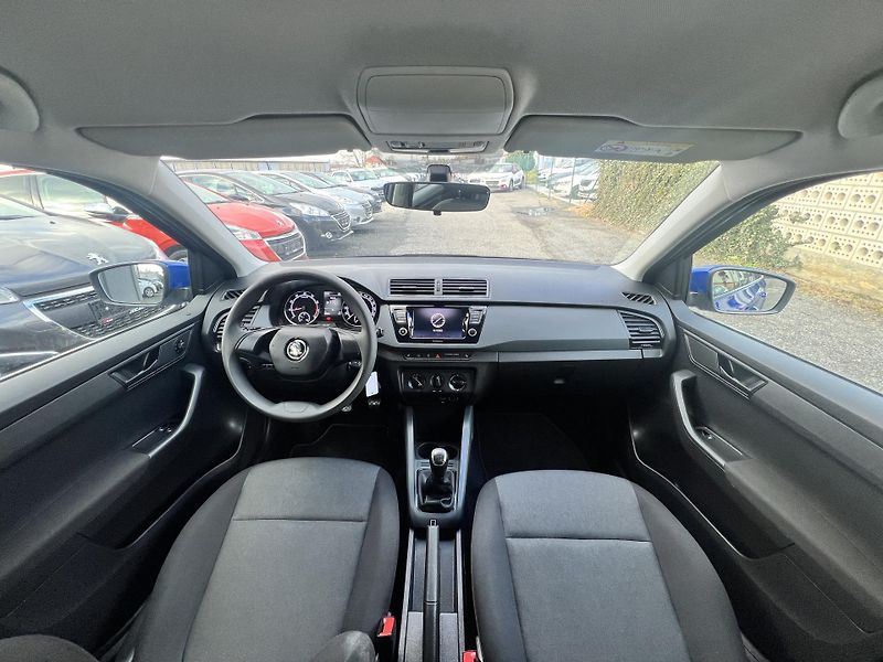 Škoda Fabia 1.0MPi 44kw KLIMA TEMPOMAT - fotka 15 z 36