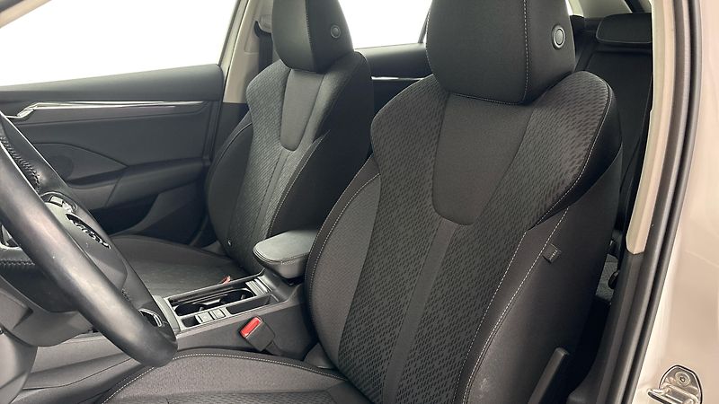 Škoda Octavia 1.5 TSI Style Combi - fotka 15 z 28