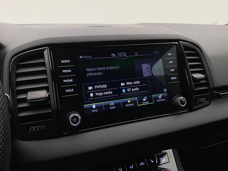 Škoda Karoq 2.0TSI SPORTLINE 4x4 REZERVACE - fotka 35 z 55