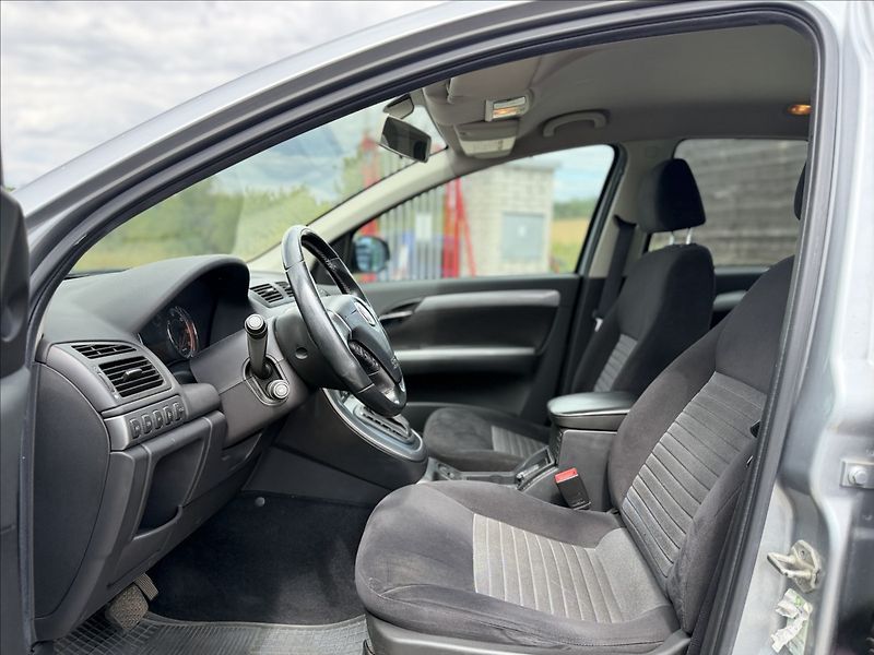 Fiat Croma 1,9 JTD AUTOMAT - fotka 9 z 25
