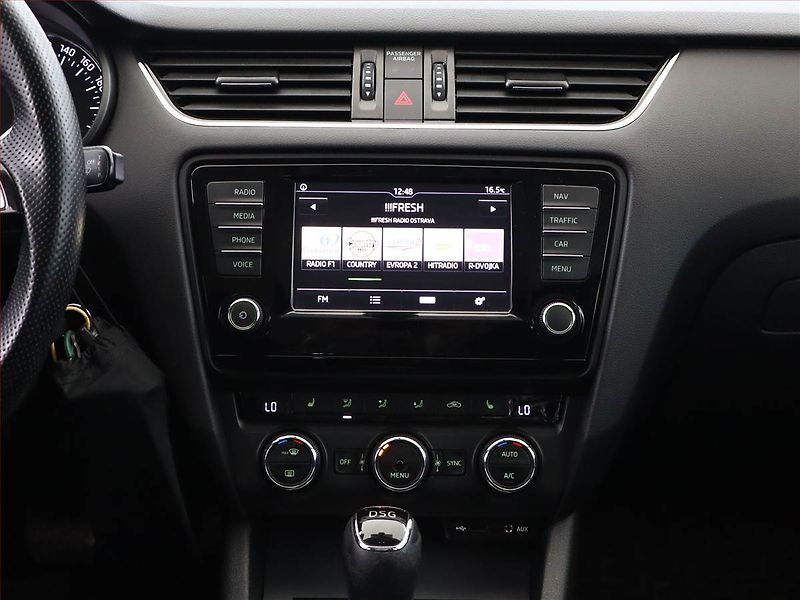 Škoda Octavia (2015) Elegance 2.0 TDI, Automat - fotka 10 z 15
