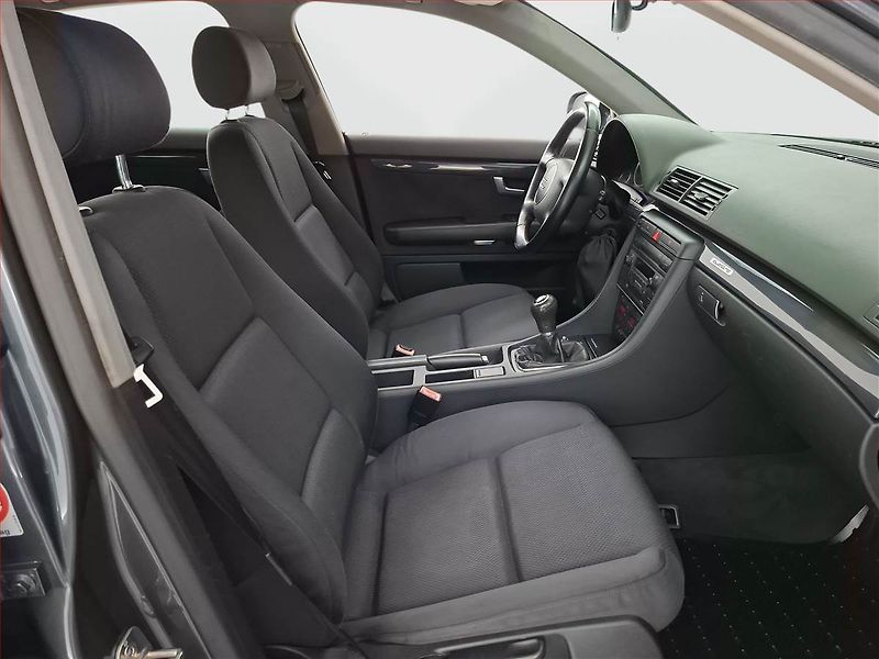 Audi A4 (2001) 2.5 TDI , 4X4, nová STK - fotka 9 z 14