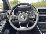 Nissan Qashqai 1,3 DIG-T Visia PLNÝ SERVIS - náhled 16