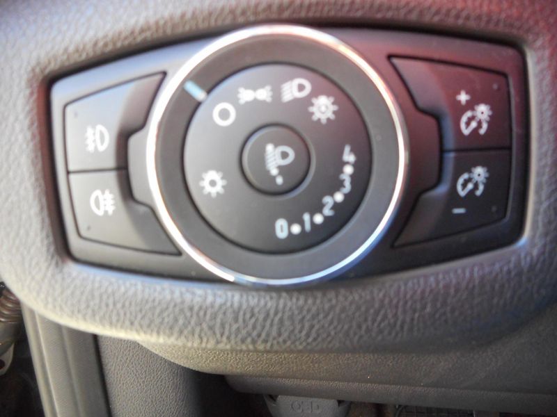 Ford Tourneo Connect (2015) GRAND - 7MÍST - L2 -DIGIKLIMA - fotka 20 z 25