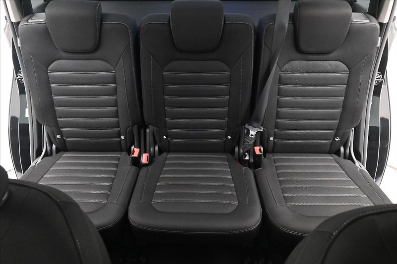 Ford Galaxy 2,0 EcoBlue 140 kW AT8 Titaniu - fotka 29 z 34