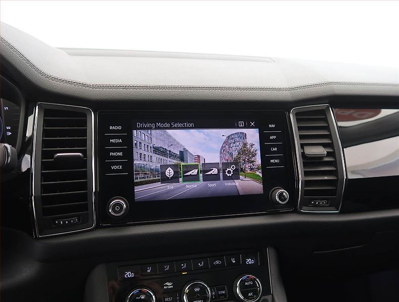 Škoda Kodiaq (2022) Laurin&Klement 1.5 TSI - fotka 20 z 32