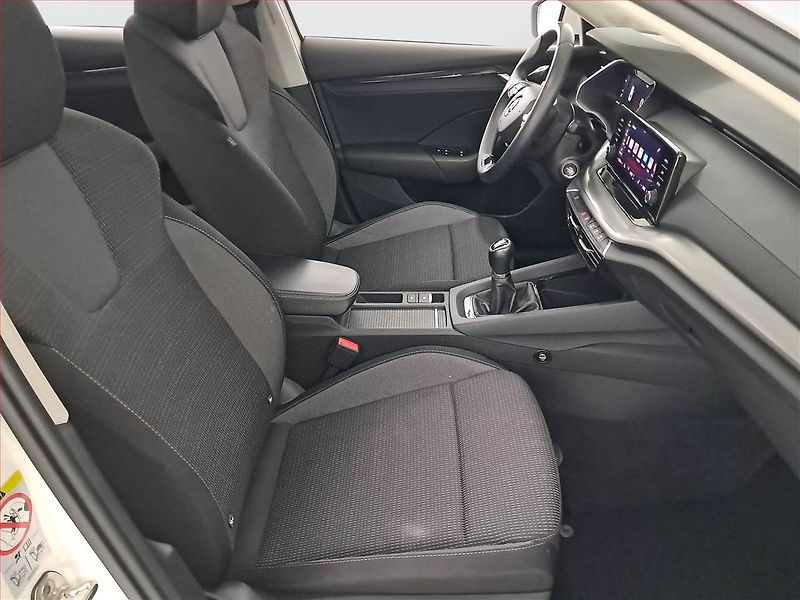 Škoda Octavia (2023) Ambition Plus 2.0 TDI, ČR - fotka 9 z 19