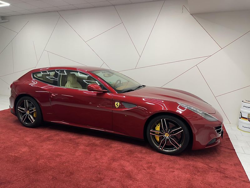Ferrari FF (2012) CZ*1. Majitel*360*DPH*TOP SPEC - fotka 6 z 20