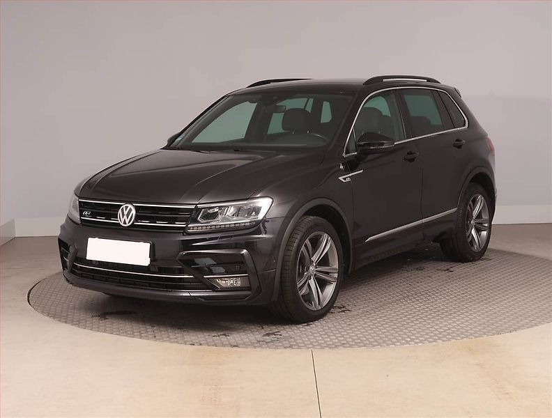 Volkswagen Tiguan (2018) R-Line 2.0 TSI - fotka 2 z 17