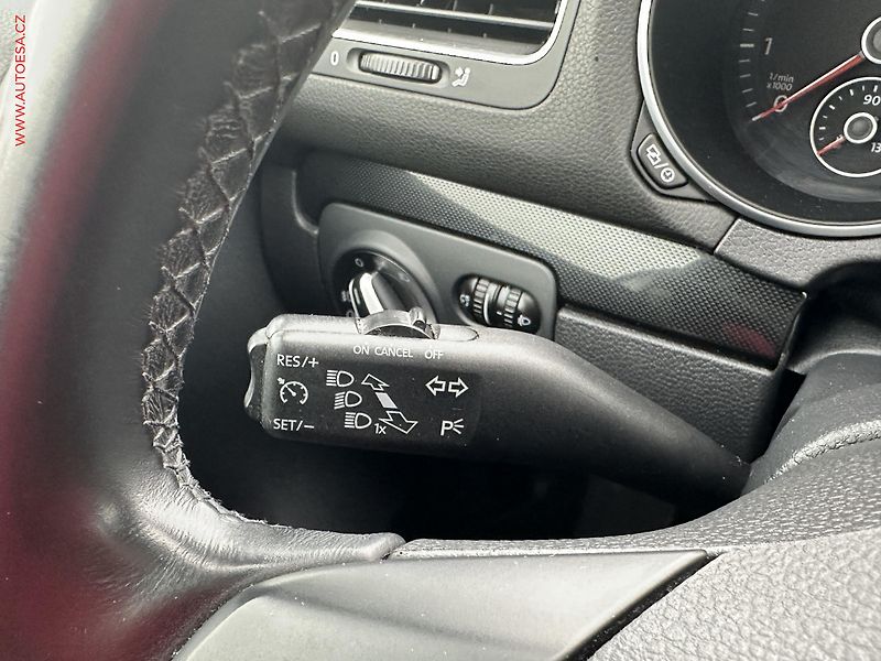 Volkswagen Golf (2012) 1.2TSI, ČR, servis.kniha - fotka 13 z 17
