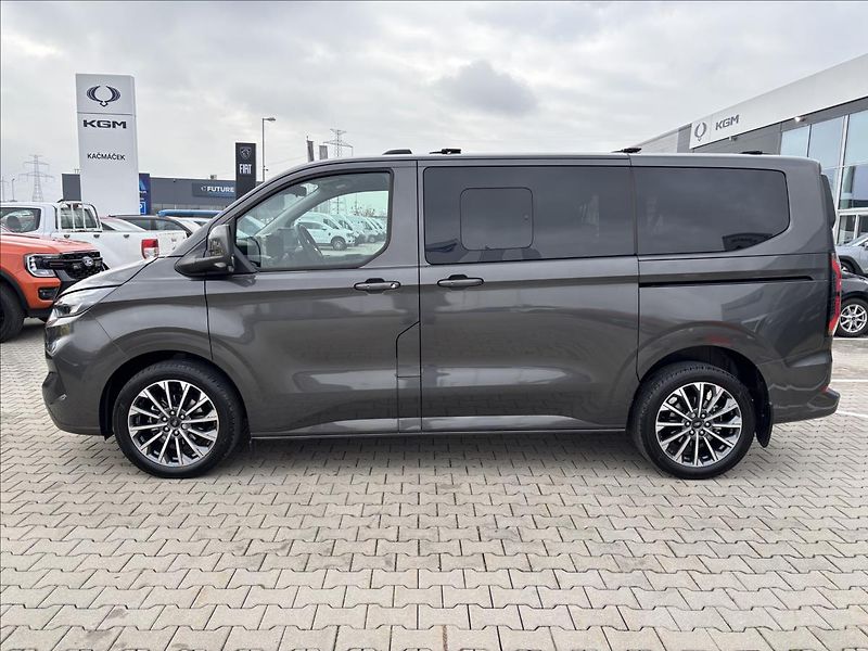 Ford Tourneo Custom 2,0 125kW Titanium X AWD L1 - fotka 2 z 47