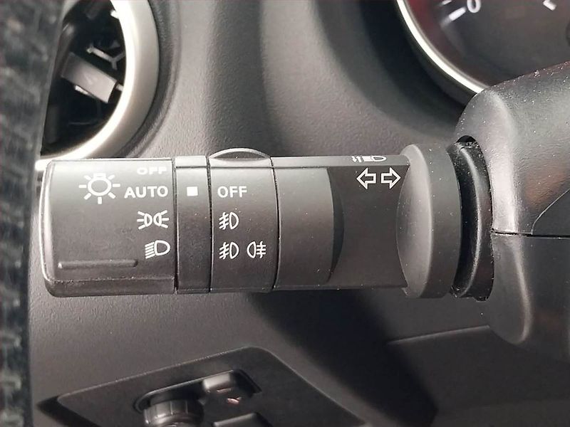 Nissan Qashqai (2012) 1.6, Serv.kniha, Navi - fotka 20 z 21