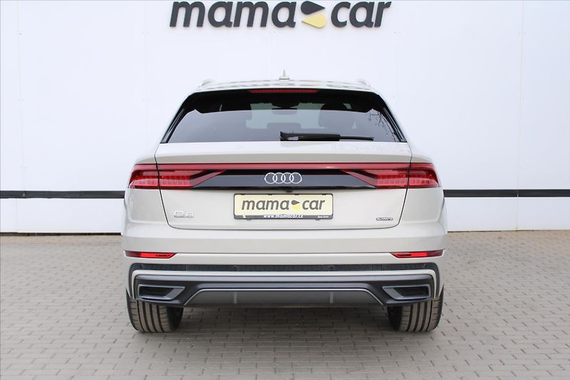 Audi Q8 55TFSi 250kW QUATTRO S-LINE ČR - fotka 6 z 31