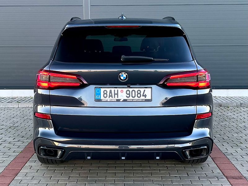 BMW X5 30D xDrive M-Sport-Panorama - fotka 5 z 71