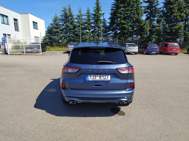 Ford Kuga (2023) 1,5 EcoBoost 110kW ST-Line - fotka 4 z 22