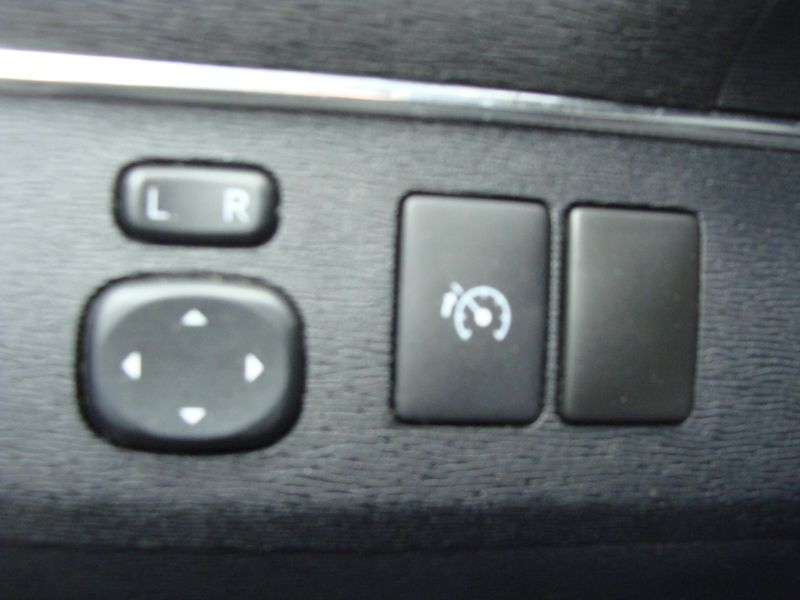 Toyota Avensis 2.0 D-4D, 93 kW,klima,p.kamera - fotka 15 z 30