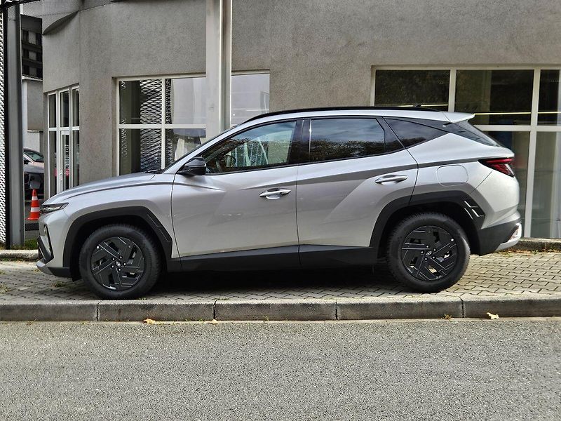Hyundai Tucson 1,6T-GDi DCT GO Czech!4x4,DPH - fotka 2 z 33