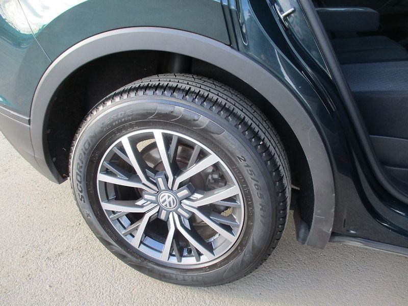 Volkswagen Tiguan 2.0TDi*4x4*7DSG*NAVI*T.ZAŘ - fotka 36 z 51