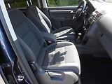 Volkswagen Touran 1.6TDi, NAVI,7Míst!!! - náhled 17