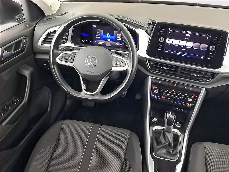 Volkswagen T-Roc (2022) 1.5 TSI - fotka 7 z 19