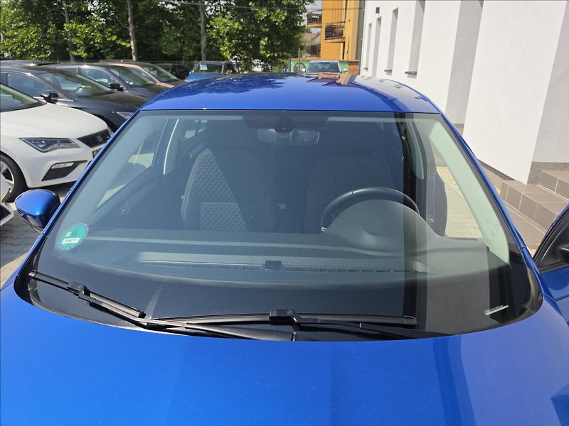 Škoda Rapid 1,0 TSi 70KW Drive dig.klima - fotka 45 z 46