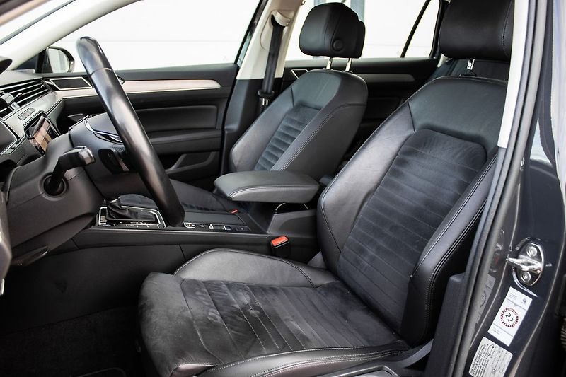 Volkswagen Passat - fotka 9 z 22