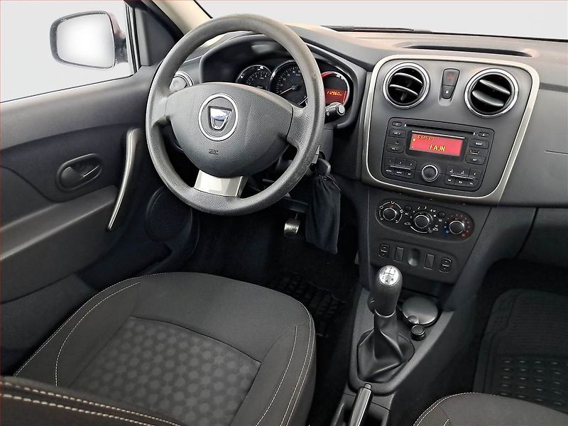 Dacia Sandero (2014) 1.2 16V, po STK, Tažné - fotka 7 z 13