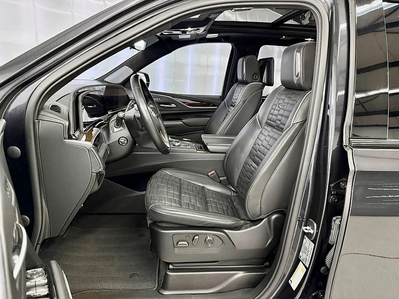 Cadillac Escalade 6.2 V8 AWD ESV SPORT PLATINUM, - fotka 11 z 40