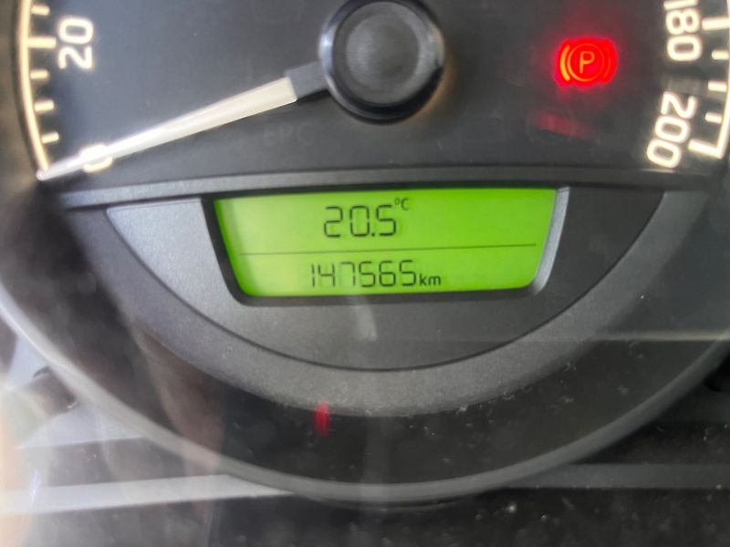 Škoda Citigo (2012) 1.0 i Velmi pěkný+zimaky - fotka 13 z 24