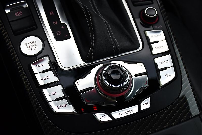 Audi RS 5 4.2 V8 B&O PO VELKÉM SERVISE  - fotka 24 z 45