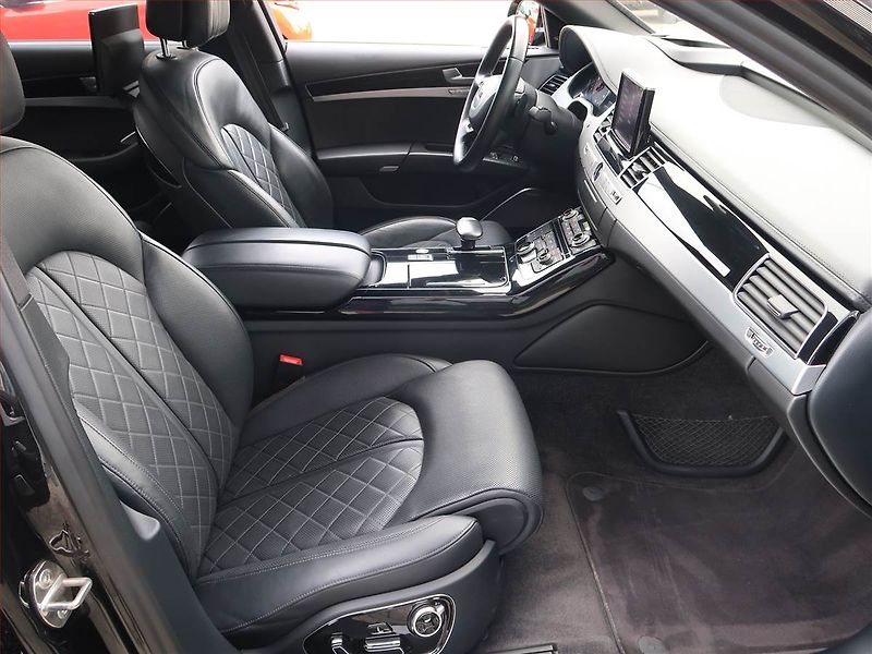Audi A8 (2016) 3.0 TDI - fotka 9 z 20