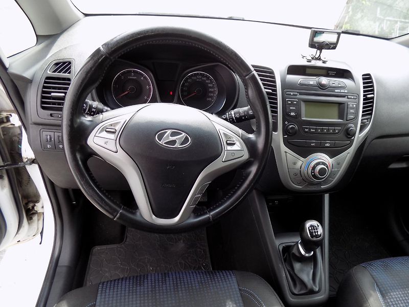 Hyundai ix20 (2017) 1.4 CRDi/1.Maj.ČR/Klima/ - fotka 23 z 30