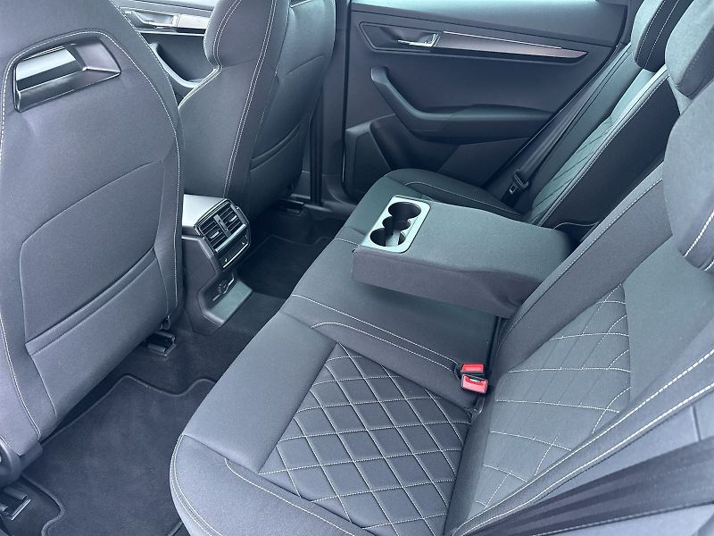 Škoda Karoq (2025) 2.0 TDI 4x4 DSG SportLine - fotka 7 z 34