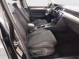 Volkswagen Passat (2022) Elegance 2.0 TDI, 4X4 - náhled 9