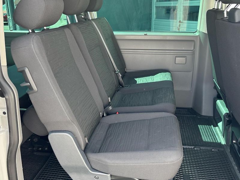 Volkswagen Caravelle 4MOT DSG Long - fotka 8 z 26