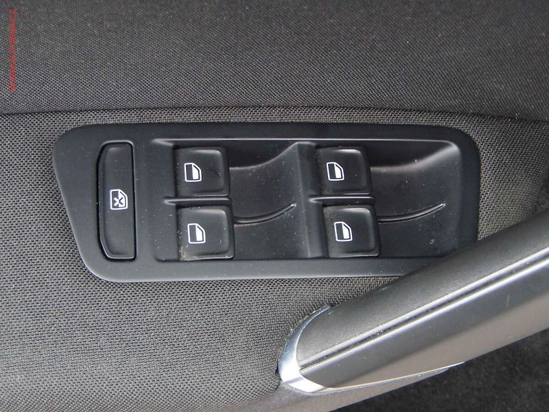 Volkswagen Golf (2013) 1.2 TSI, 2.maj,ČR, DSG - fotka 11 z 20