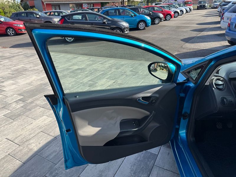Seat Ibiza (2013) Chili 1,2 TSI 63 Kw - fotka 9 z 41