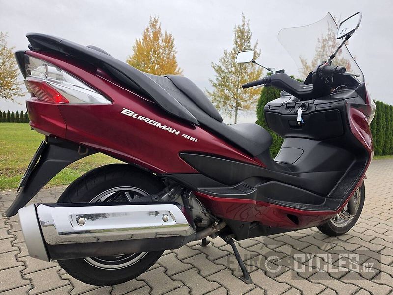 Suzuki Burgman 400 (2008) - fotka 3 z 13