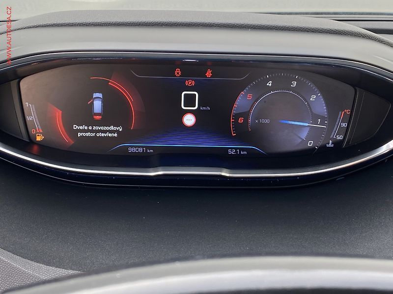 Peugeot 3008 (2018) 2.0 HDi, ČR, Active - fotka 16 z 19