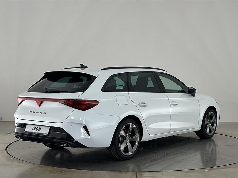 Cupra Leon (2026) Kombi - fotka 2 z 29