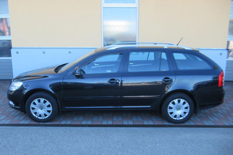 Škoda Octavia 1.6 TDi AUT. KLIMA TAŽNÉ - fotka 6 z 19