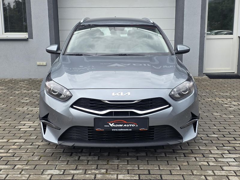 Kia Ceed (2023)  1.5T-GDi 118kW FRESH 1MAJITEL - fotka 5 z 21