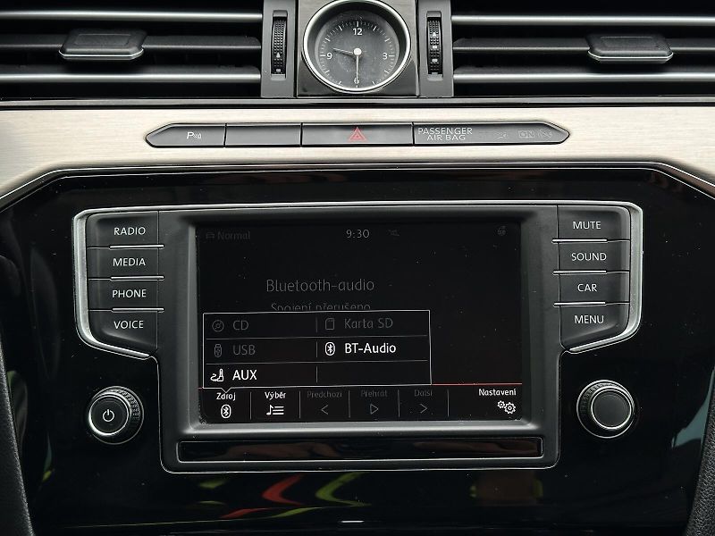 Volkswagen Passat 2.0TDi 4x4 DSG 190PS Kůže ACC - fotka 25 z 40