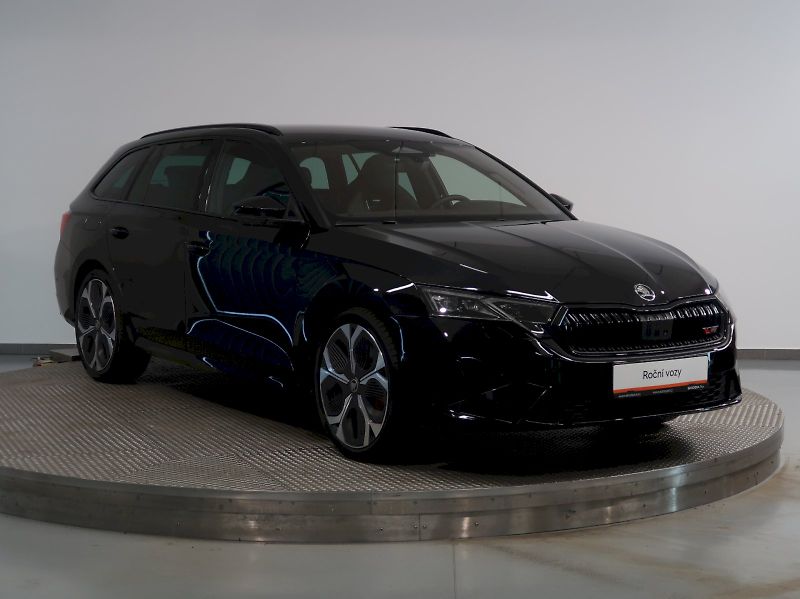 Škoda Octavia (2026) RS 2.0TSI 195KW DSG CANTON - fotka 6 z 49