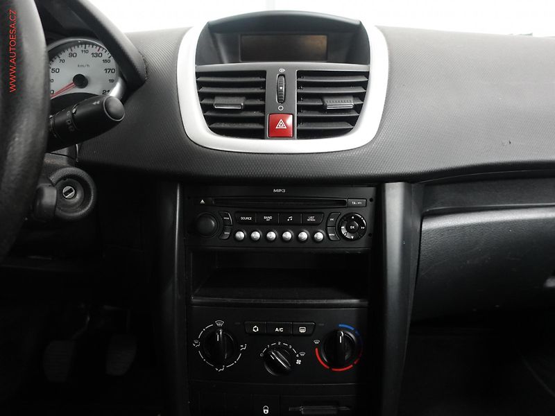 Peugeot 207 (2009) 1.6i, AC - fotka 13 z 21