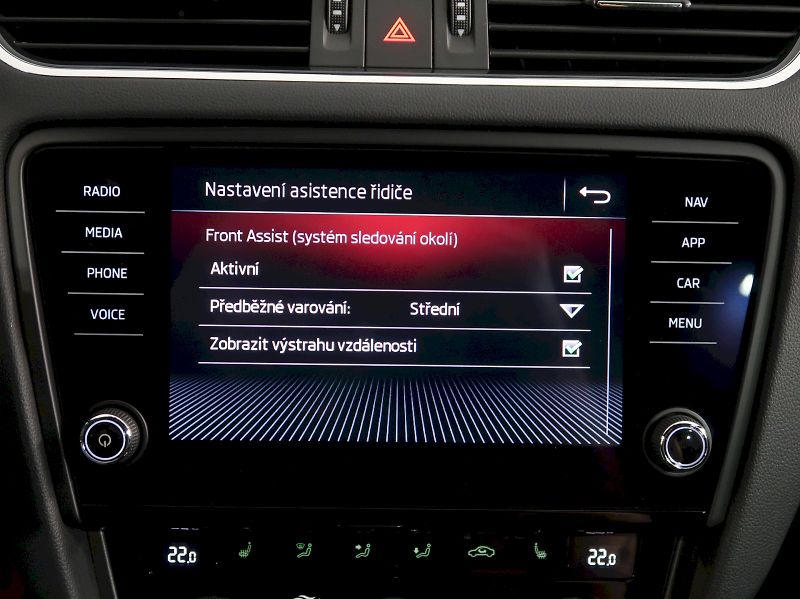 Škoda Octavia (2019) RS 2.0TSI 180KW DSG NAVI - fotka 27 z 39